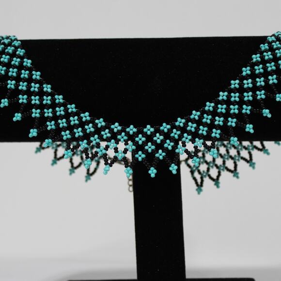 Handmade Gorgeous Bead Collar Length Necklace Turquoise - Picture 2 of 3